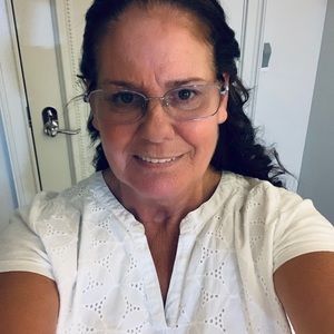 Meet your Posher, Deborah